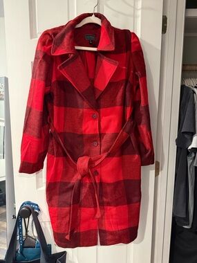 G by Giuliana Red and Dark Red Plaid Belted Trench Coat